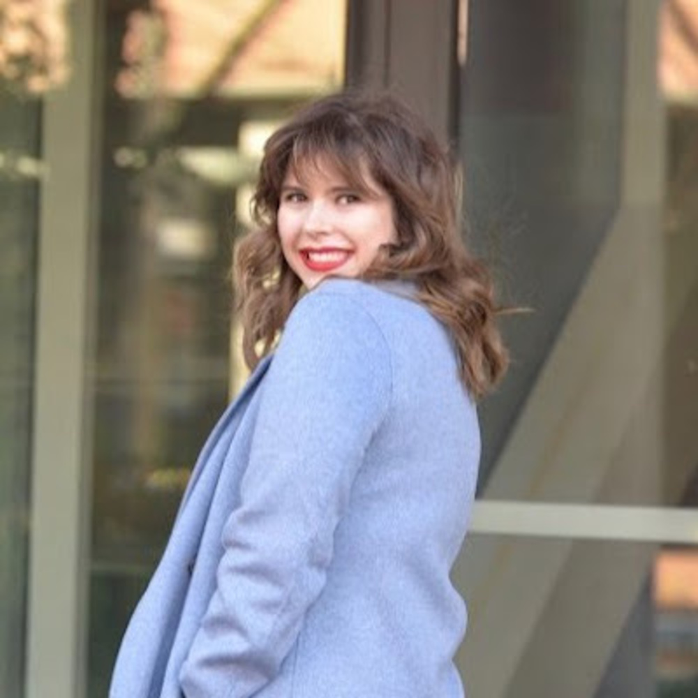 Meet your Posher, Abby